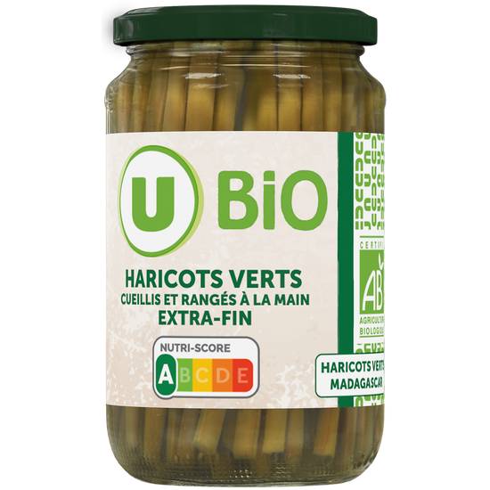 U - Haricots verts cueillis et rangés mains