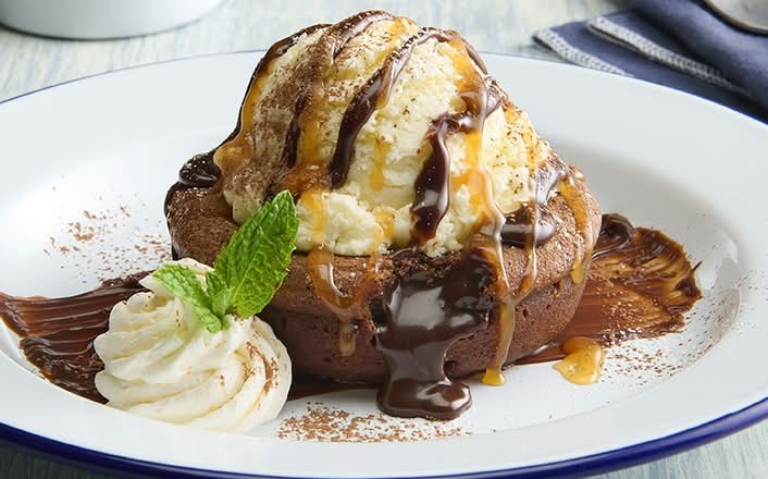 Ooey Gooey Chocolate Cake