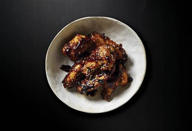 Korean Gochujang Hot Wings