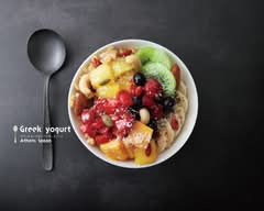 【アサイー＆グリークヨーグルト】アテネ・スプーン 赤坂店