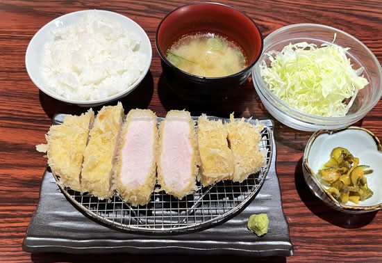 とんかつ六角箸白とんかつ