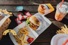 Carl's Jr. (Ever Square)