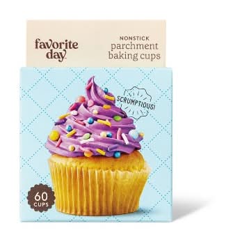 Favorite Day Parchment Liners Baking Cups (60 ct)