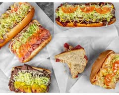 Foster Deli (831 Foster Street)