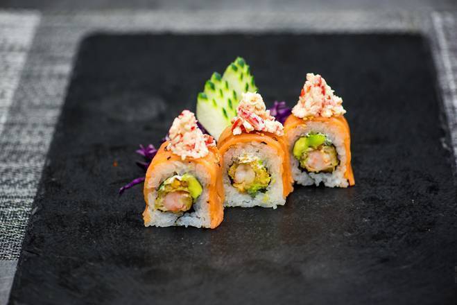 Sushi Roll Sake Especial