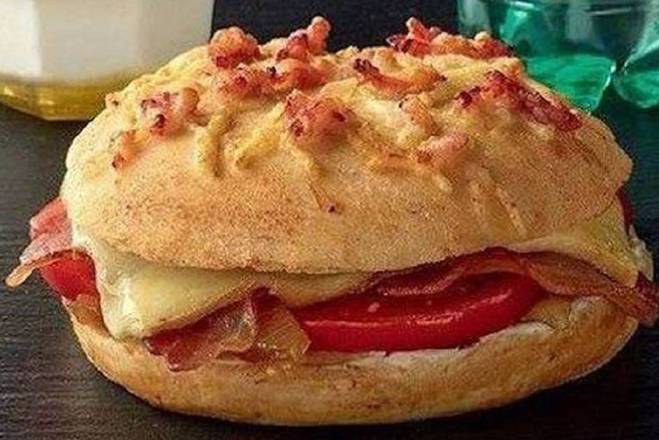 Sandwich Chaud Raclette Bacon