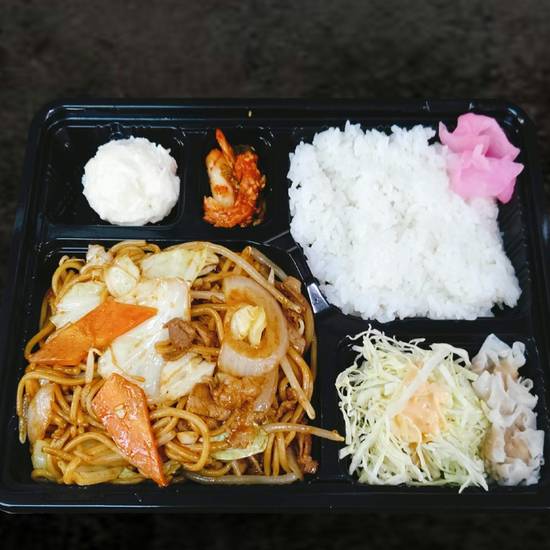 焼きそば弁当 Fried Noodle Bento Box