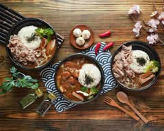 肉肉招待所咖哩飯