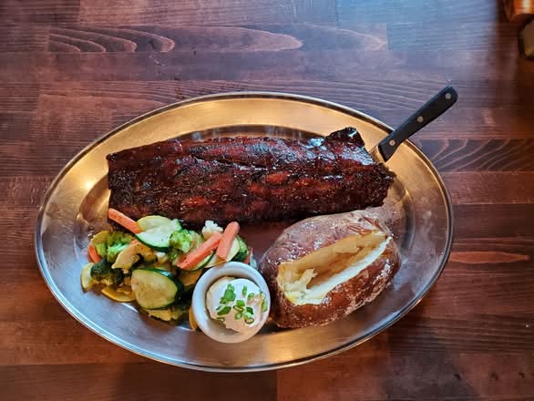 Saddle Ranch Chop House photo 3