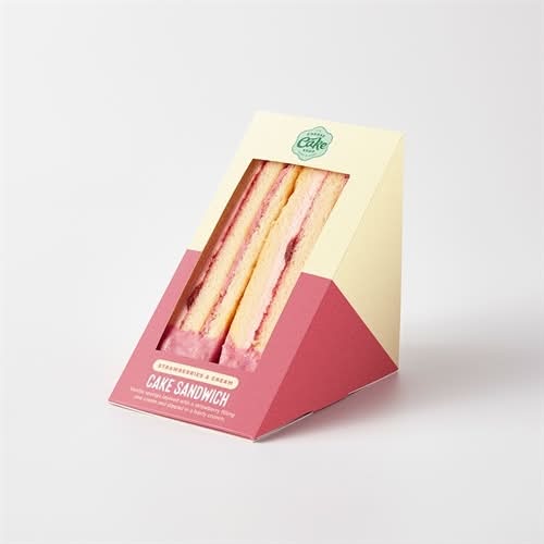 Cake Sandwich Strawberries & Cream