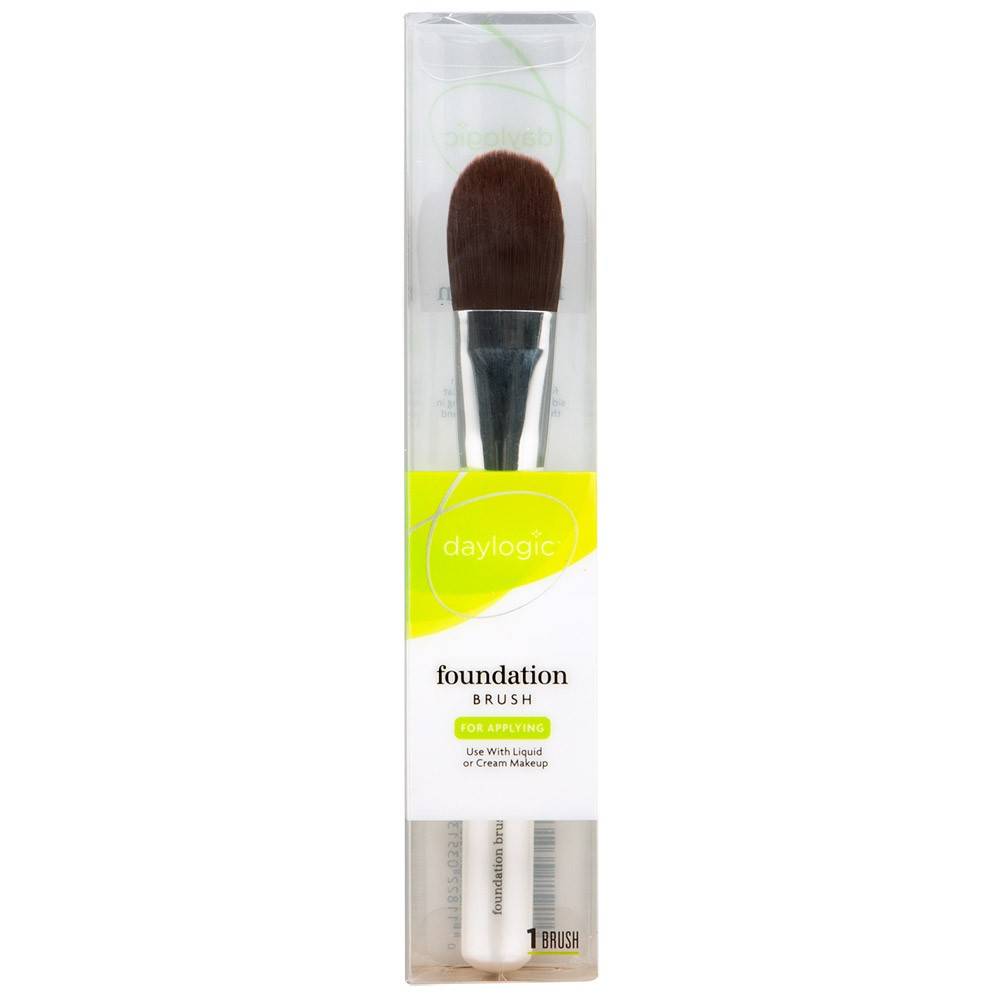 Daylogic Foundation Brush