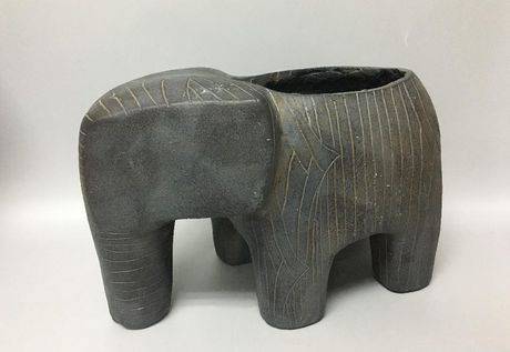 Hometrends Elephant Planter