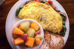 Sweet Mini Delight breakfast and brunch Café (777 Oak St SW)