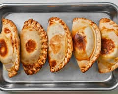 Clasico Argentino Empanadas 🇦🇷  Pigalle