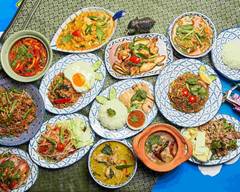 本物のタイ料理 イサーン 銀座店 Real Thai Restaurant ISAN GINZA