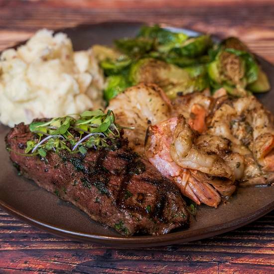 Flank Steak and Grilled Prawns