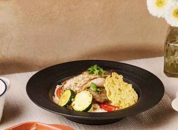 香煎鱸魚排奶油燉飯
