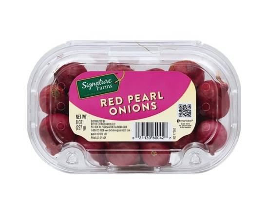 Order Signature Farms · Red Pearl Onions (8 oz) food online from Safeway store, Butte on bringmethat.com