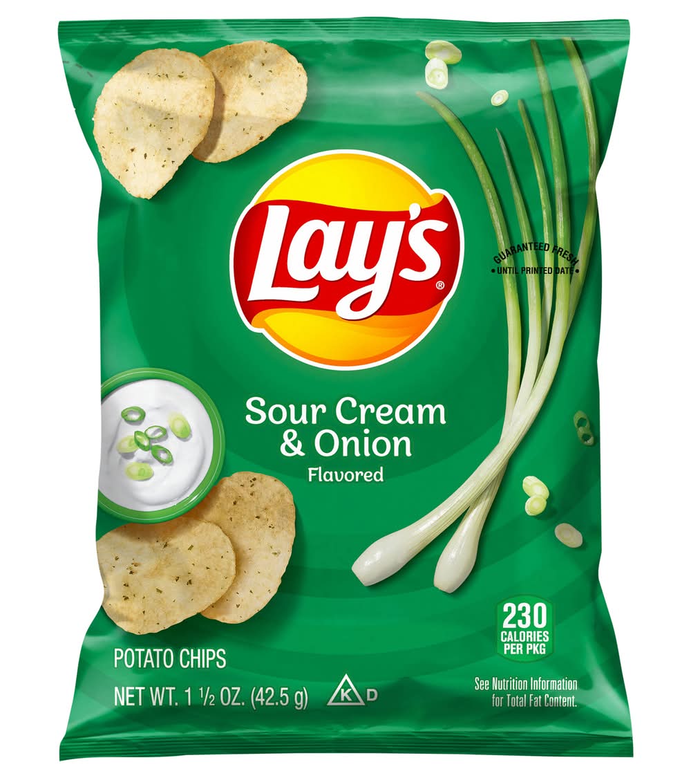 Lay's Potato Chips, Sour Cream & Onion (1.5 oz)