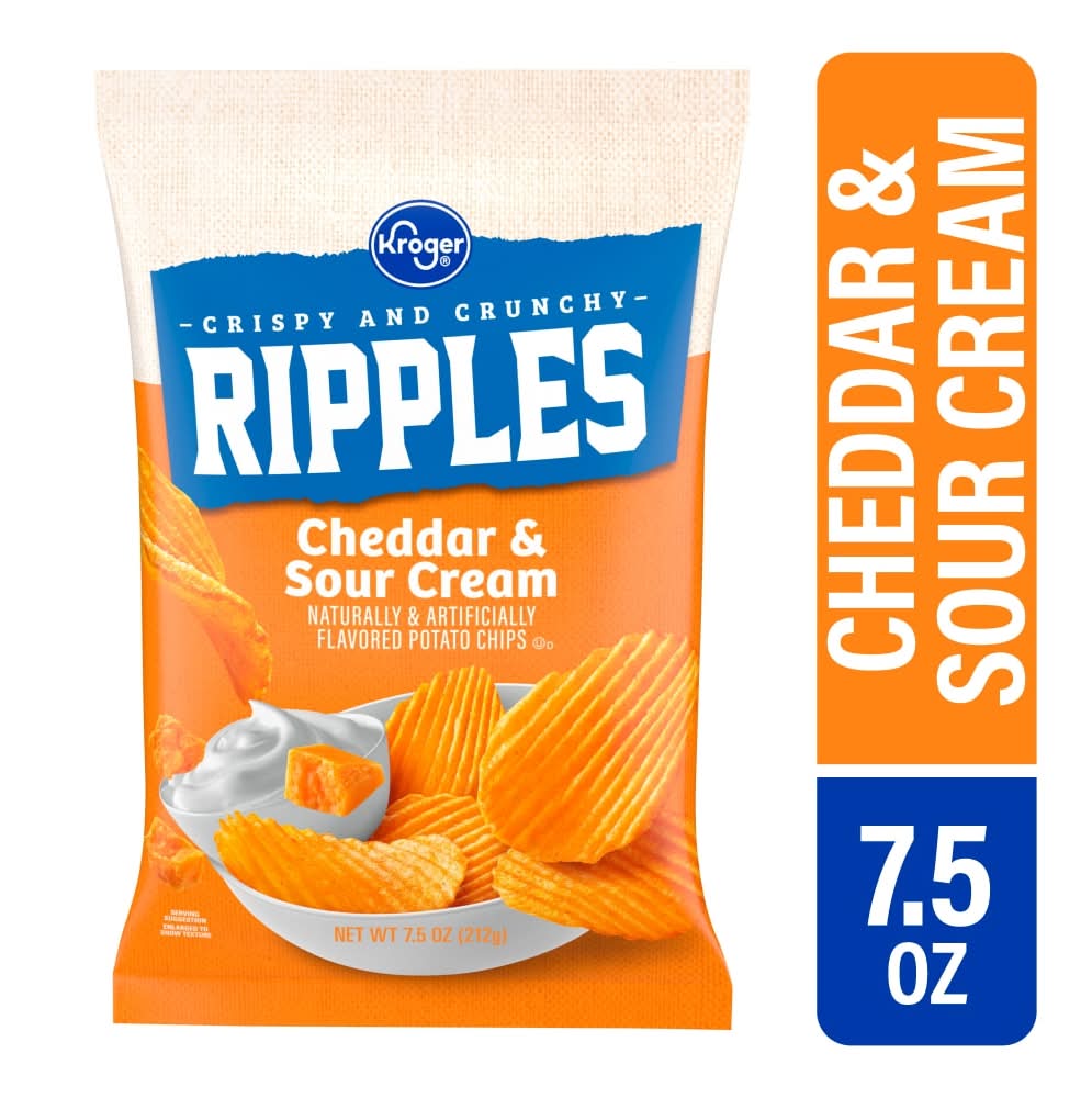 Kroger Crispy & Crunchy Ripples Potato Chips, Cheddar & Sour Cream (7.5 oz)