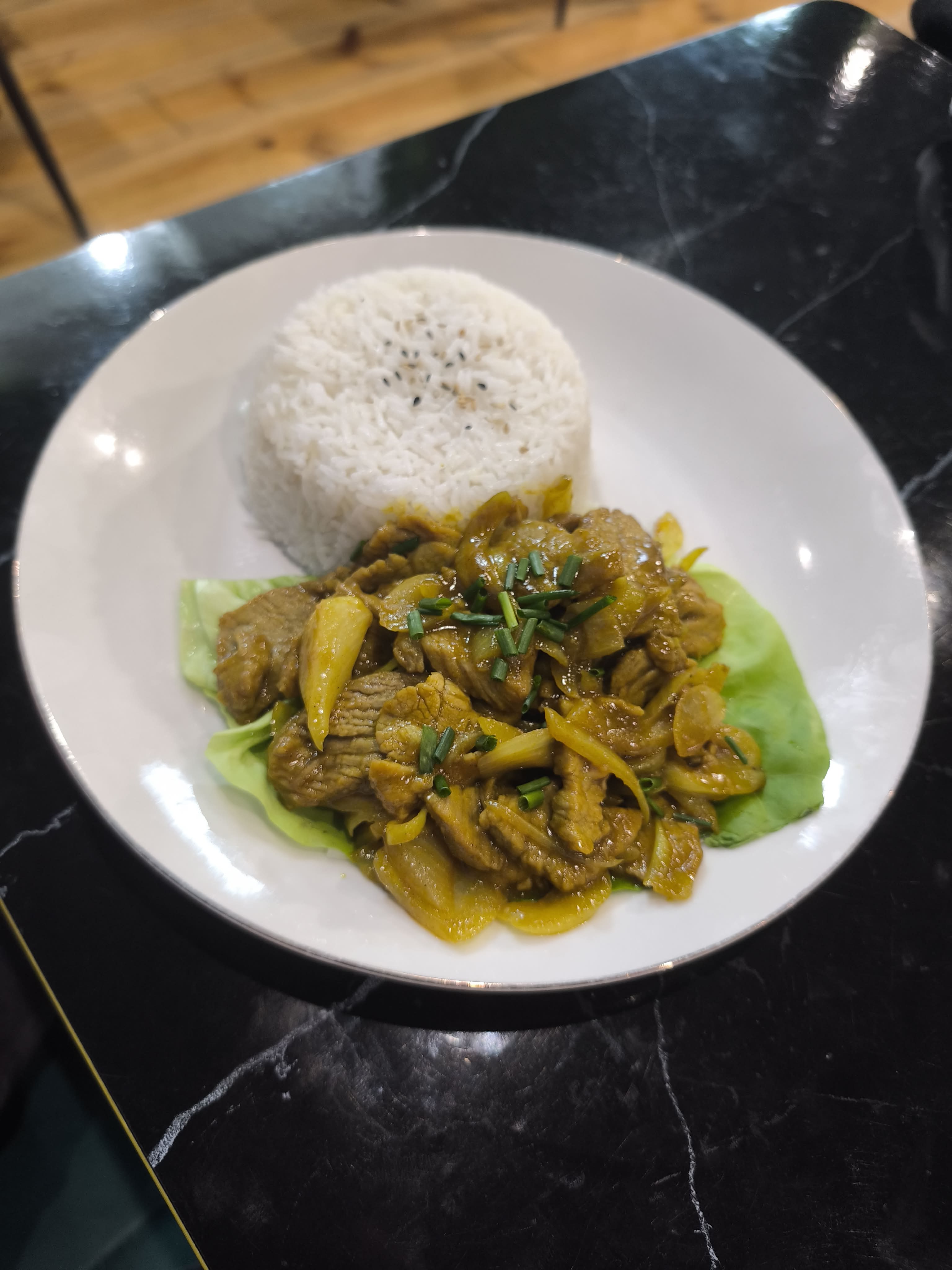 Riz Bœuf Curry Oignon