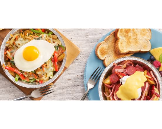 Cora’s Breakfast & Lunch (212 McAllister Drive)