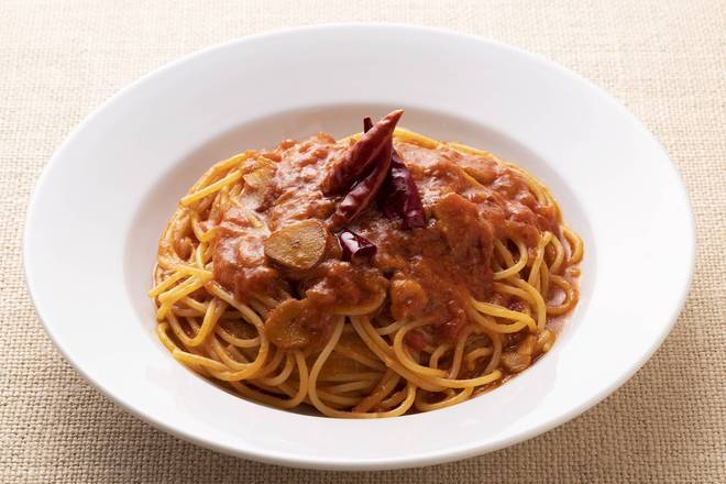 1辛トマトとニンニクのスパゲティ