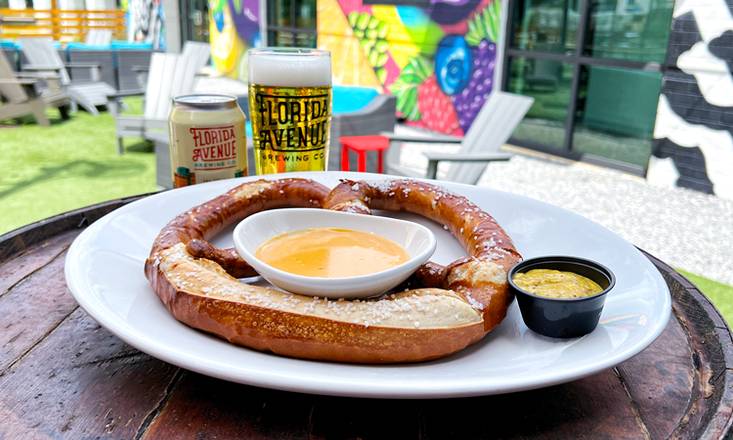 Bavarian Pub Pretzel