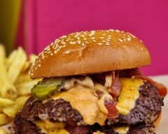 Dive Burger @ R.I.O.T