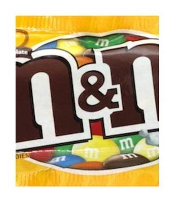 M&M's Peanut Chocolate Candies (1.74 oz)