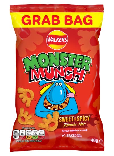 Walkers Flamin' Hot, Monster Munch Snacks (40g)