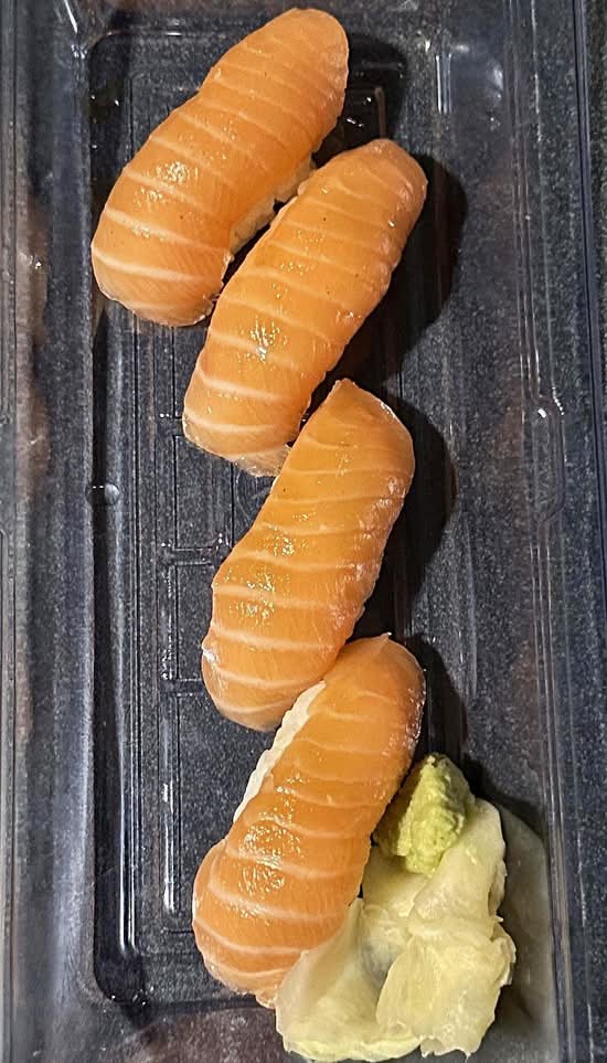 Friends Sushi on Rush photo 2