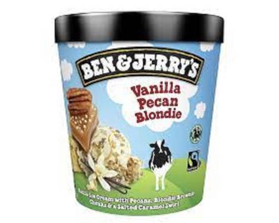 Ben & Jerry's vanilla pecan blondie 🍦