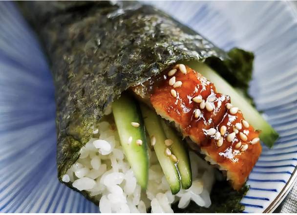 Eel Hand Roll
