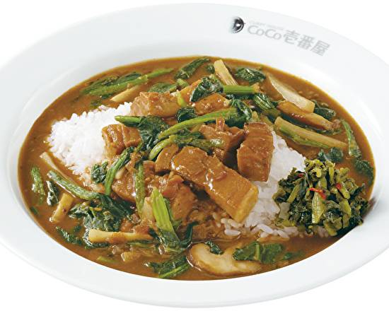 五香粉香る魯肉スパ��イスカレー＋ほうれん草 Five-spice powder flavored minced pork spicy curry with spinach