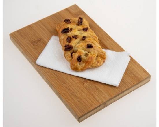 Deli By Shell Sweet & Nutty Maple Pecan Plait
