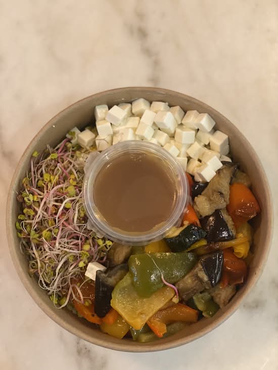 Sałatka z grillowanymi warzywami