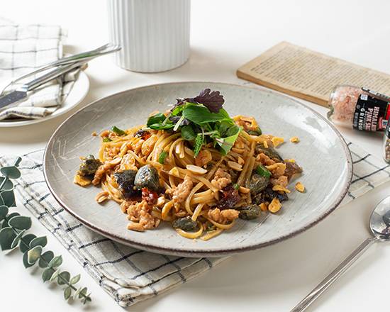 宮保皮蛋佐青花椒義大利麵Century Egg with Kung Pao Sauce Linguine