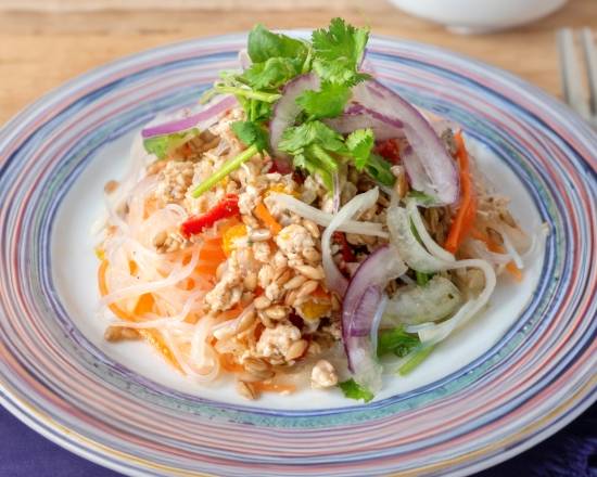 タイ風鶏挽肉とスーパー大麦の春雨サラダ（ラープ・ウンセン）（成城石井自家製）J-288