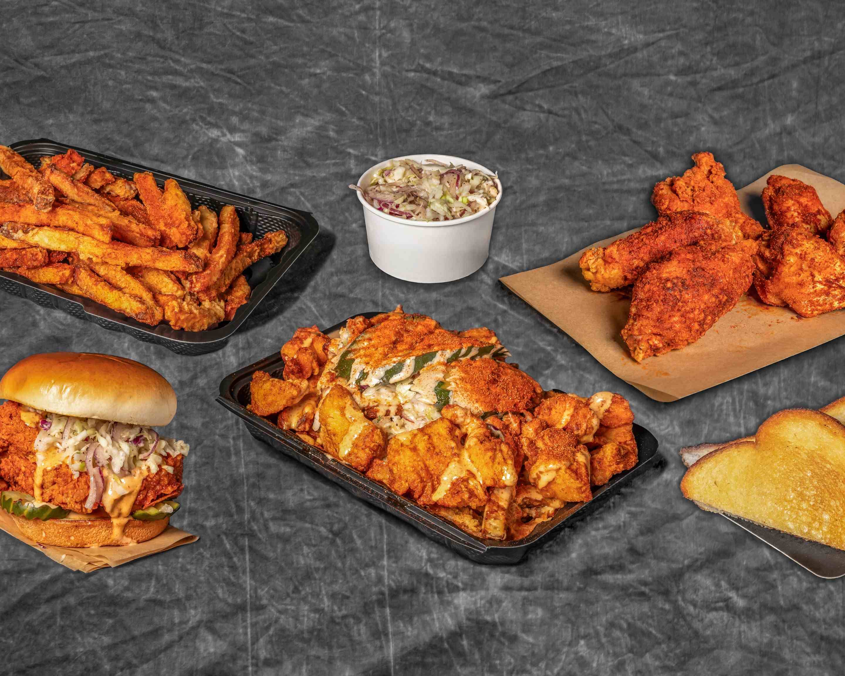Order Bucky's Hot Chicken - Menu & Prices - Bakersfield Delivery | Uber ...