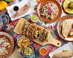 El Chilaquil Food Truck