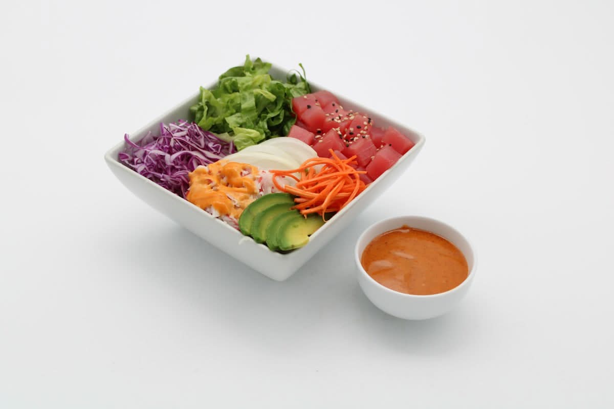 Flyin’ Hawaiian Tuna Poke (Spicy Poke Sauce)