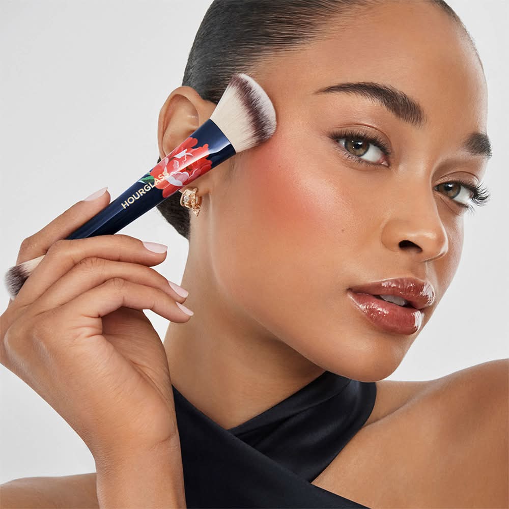 Hourglass Cosmetics Ambient Lighting Edit Brush Ii Delivery Near