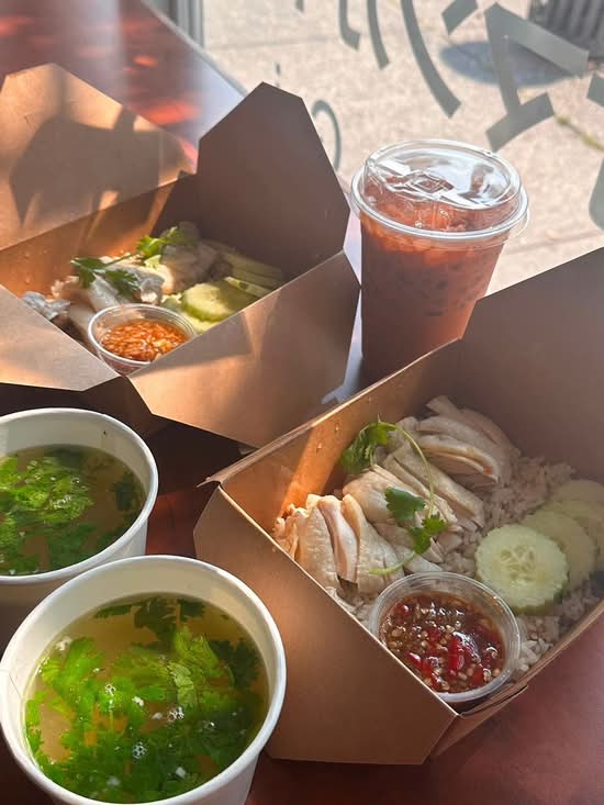 Hen Chicken Rice- Vancouver
