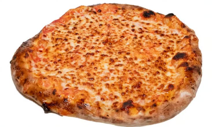 1. The Classic Mozzarella Pizza (Medium)