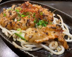 【名物 魔法のマンゴーホルモンが人気】鉄板焼居酒家 親方  Teppanyaki Oyakata