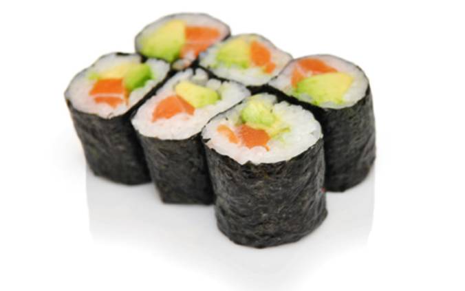 Maki saumon* avocat