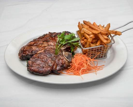 Hunter's Steak & Ale House