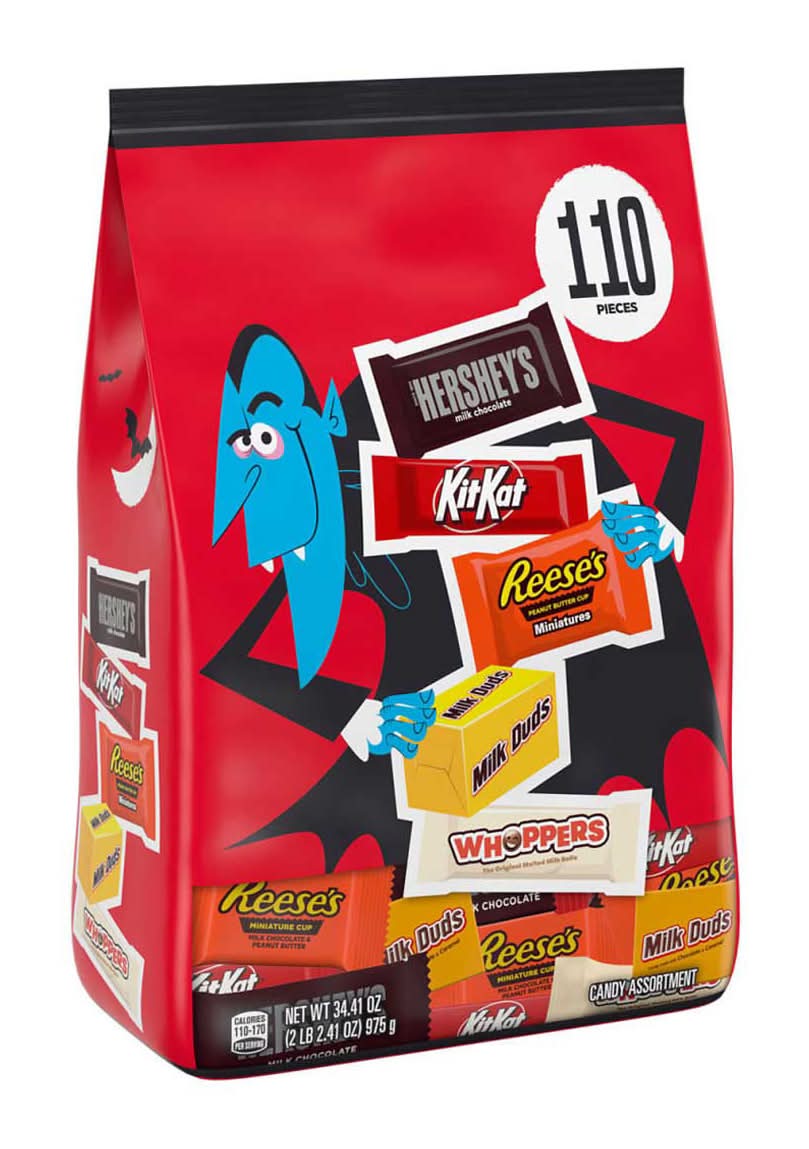 Hershey's Assorted Flavored Halloween Candy Bag 34.41 Oz - 110 Ct