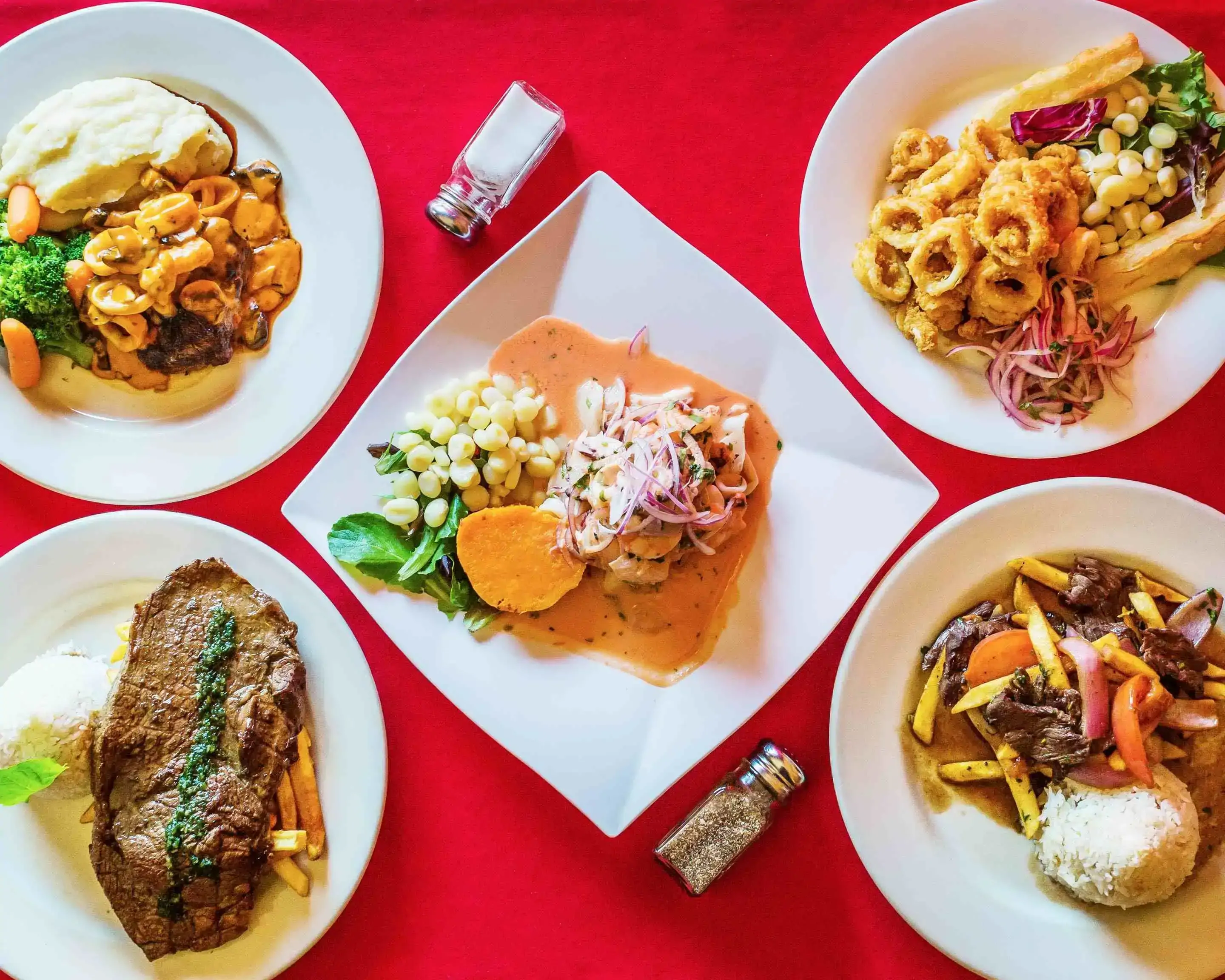 El Tamarindo Cafe comida latina autentica